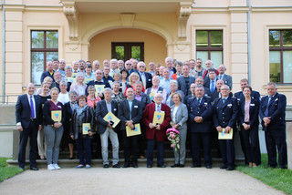68 Havelländer wurden in Ribbeck mit der Ehrenamtsmedaille ausgezeichnet.
