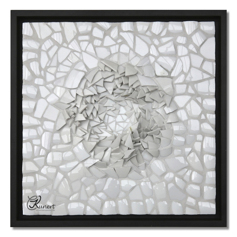 Klick öffnet Bildbetrachter; Scherbenmosaik