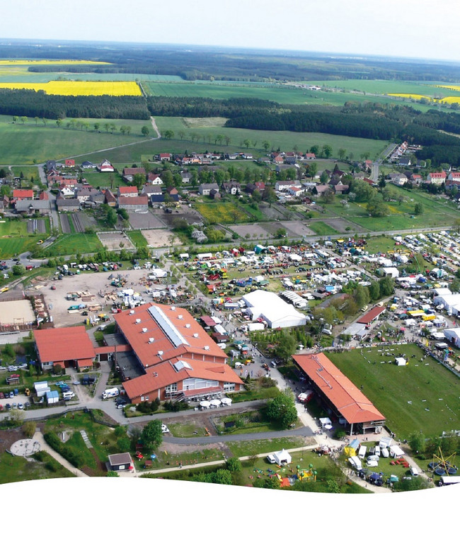 Ein Dorf wird jährlich zum Anlaufpunkt zahlreicher Besucher: Im Märkischen Ausstellungs- und Freizeit Zenturm in Paaren im Glien lädt die BraLa, Brandenburger Landwirtschaftausstellung ein.