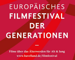 Banner mit der Aufschrift "Europäisches Filmfestival der Generationen"