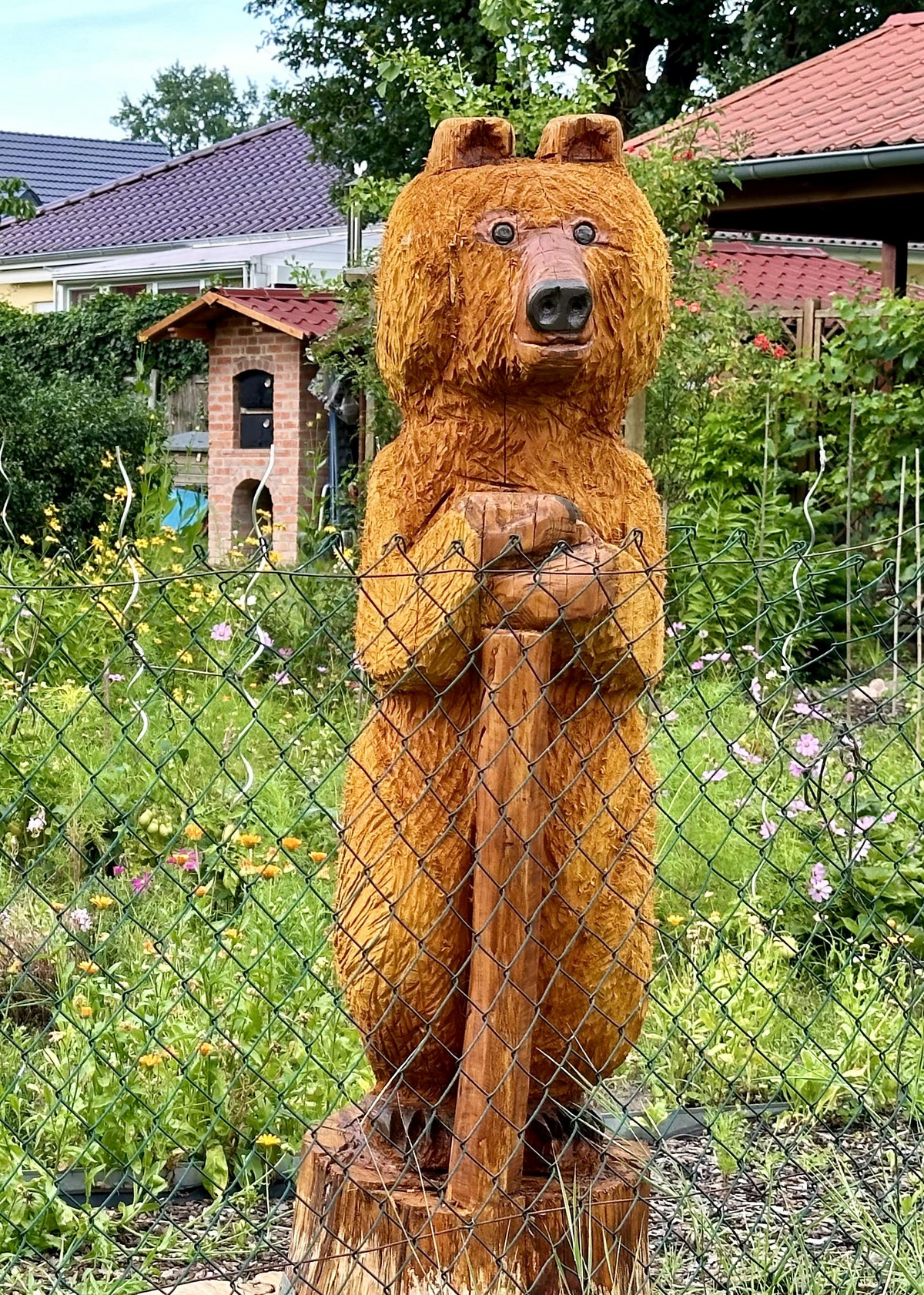 "Kettensägeschnitzerei Bär" einzigArt-Keramik
