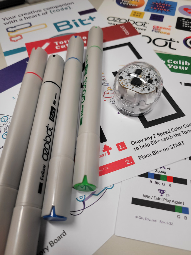 Klick öffnet Bildbetrachter; Miniroboter