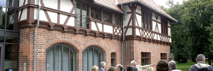 Nach mehrmonatiger Sanierung wurde am heutigen Dienstag der "Pferdestall" am Kreishaus in Rathenow als Sitz des Bürgerservicebüros wieder eingeweiht.