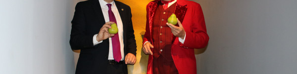 Landrat eröffnet Fontane-Museum im Schloss Ribbeck