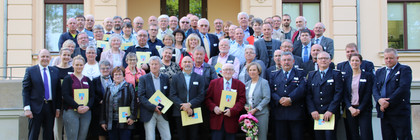 68 Havelländer wurden in Ribbeck mit der Ehrenamtsmedaille ausgezeichnet.