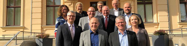 Der Landkreis pflegt einen engen Kontakt zum Partnerbezirk Spandau. Auf einem Arbeitstreffen tauschte man sich zu aktuellen Themen aus, ©Landkreis Havelland