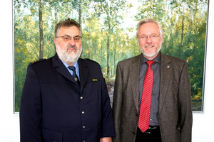 Landrat Dr. Burkhard Schröder verabschiedete <br /> Polizeidirektor Jörg Barthel aus dem Havelland