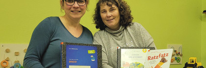 Klick öffnet Bildbetrachter; zwei Frauen