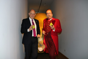 Landrat eröffnet Fontane-Museum im Schloss Ribbeck