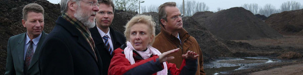 Landrat, Geschäftsführerin Schmude und Nauens Bürgermeister, Detlef Fleischmann