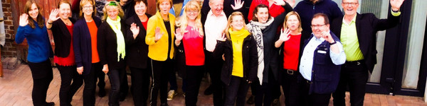 Klick öffnet Bildbetrachter - eine Gruppe von erwachsenen Personen