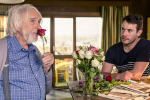 Auch die französische Liebekomödie „Monsieur Pierre geht online“ wird auf dem Festival gezeigt. Sie erzählt die Geschichte des Rentners Pierre, der die neuen Möglichkeiten des Internet-Datings entdeckt. Unter dem Pseudonym des jungen Alex gewinnt er das Interesse der jungen Flora aus Brüssel. Es beginnt ein turbulentes, amouröses Verwechslungsspiel zwischen den Geschlechtern und den Generationen...© Neue Visionen Filmverleih