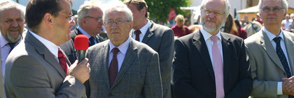 Landwirtschaftsminister Jörg Vogelsänger eröffnete am Himmelfahrtstag gemeinsam mit Landrat Dr. Burkhard Schröder die 21. BraLa in Paaren im Glien.