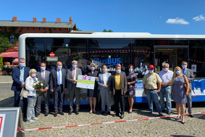 Die feierliche Eröffnung des neuen PlusBus in Dallgow-Döberitz. ©Landkreis Havelland