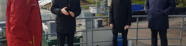 v.l. Projektleiter Thomas Borchers, Landrat Roger Lewandowski, Arnd von Moers, Projektleiter bei der Gasag, Nils Boenigk von der EMB Energie Mark Brandenburg GmbH, © Landkreis Havelland