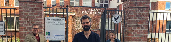 Sozialdezernent Wolfgang Gall, Orthopäde Dr. med. Christoph Trägenapp und Amtsärztin Dr. med. Anna Müller ©LK Havelland