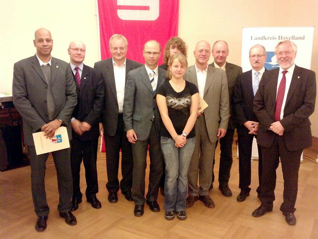Die Preisträger der Wirtschaftsförderpreise und des Jugendförderpreises im Jahr 2010.
