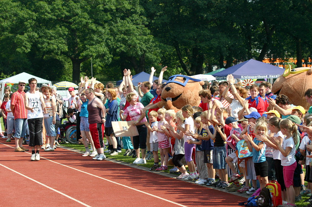 Gut 350 Teilnehmer aus dem ganzen Landkreis Havelland tummelten sich begeistert in Rathenow auf dem Sportgelände am Schwedendamm.